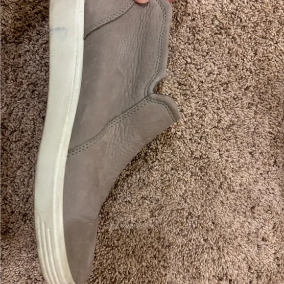 Ecco Women Soft 7 Side Zip Bootie Sneaker 8 - Picture 6 of 9